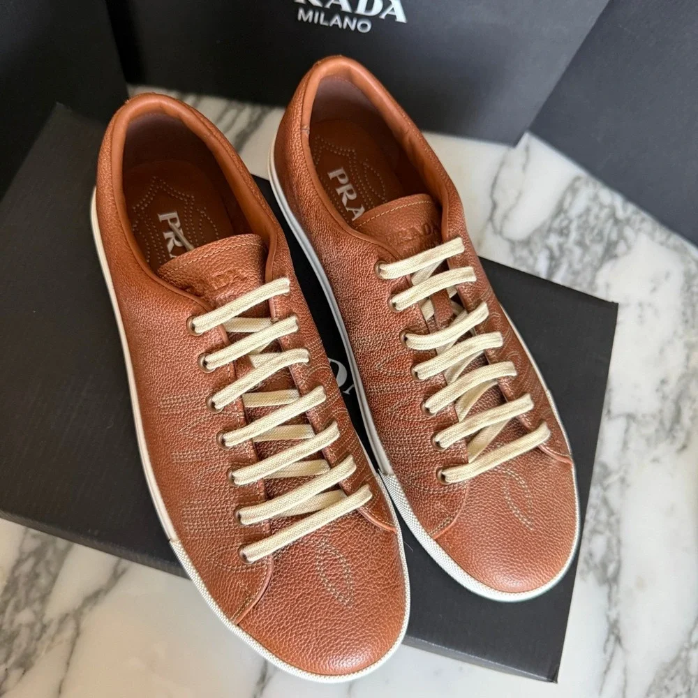 Prada‎ Milano 2EE448 Mens Brown Pebbled Leather Low Top Sneakers, UK 8.5